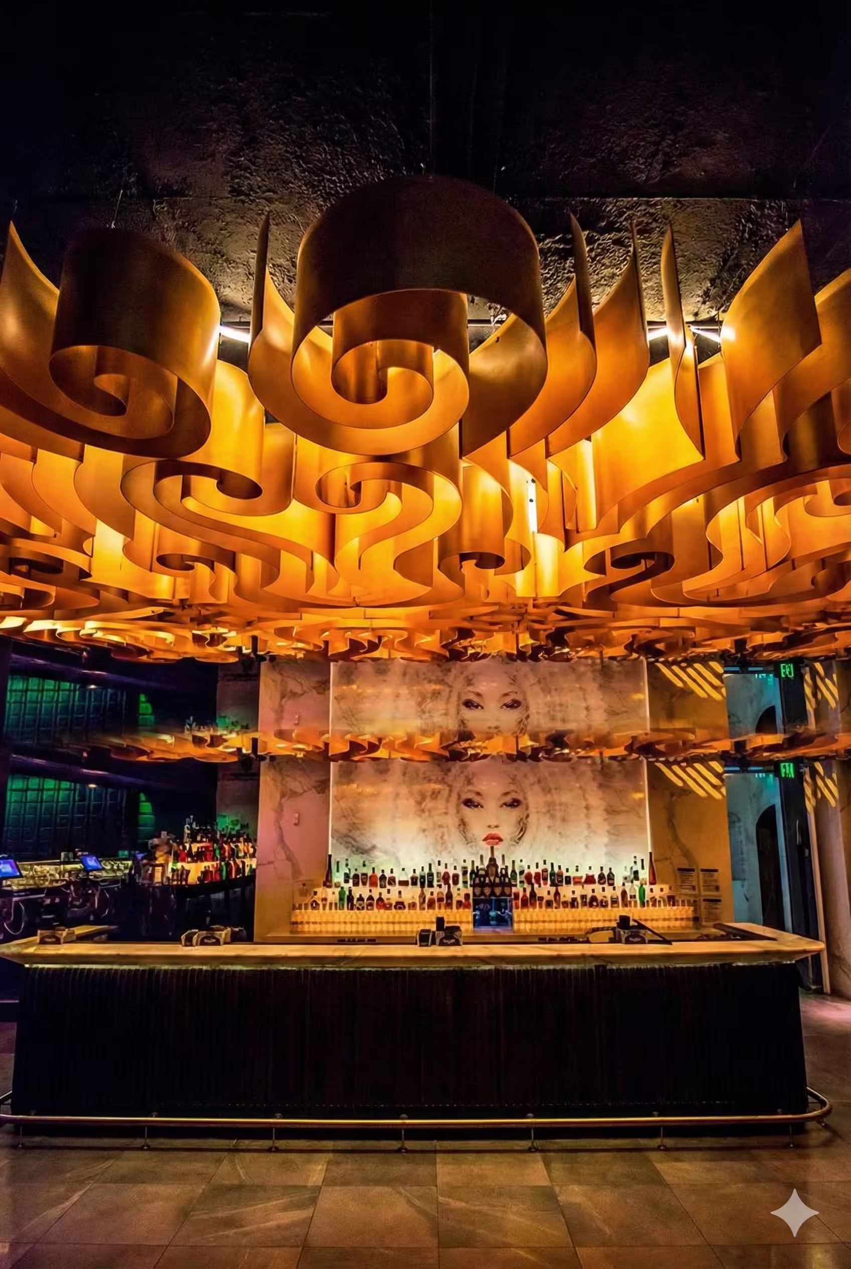 Bar akustiği — tavan ve duvar uygulamalarıyla yankı kontrolü ve sohbet konforu